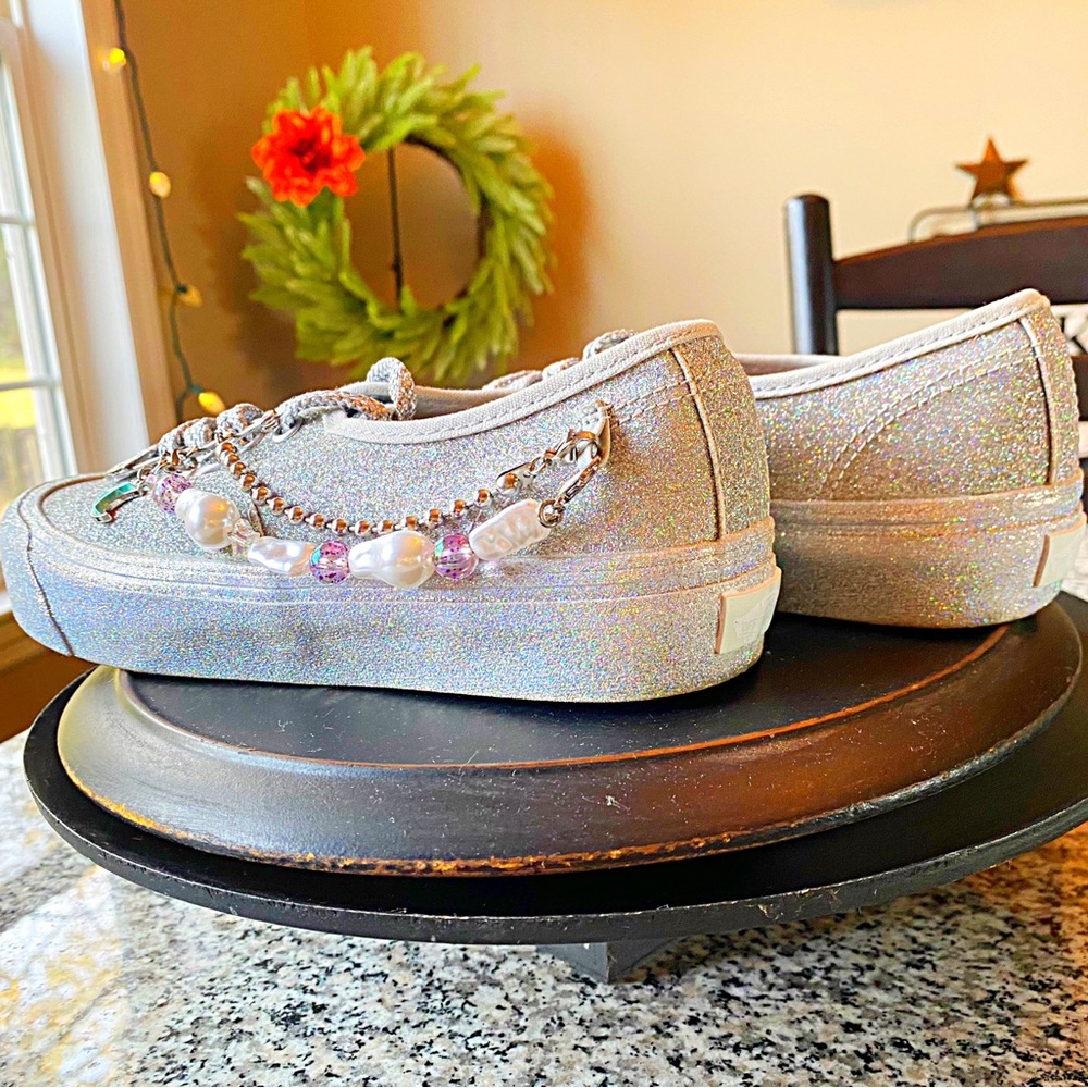 ♥️💖 RARE Vans Limited Ed Holo Beads Baubles Chains WORN ONCE Unisex Shoes